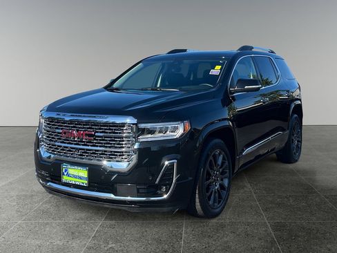 Used 2023 GMC Acadia Denali w/ Black Diamond Edition AWD/4WD image 4