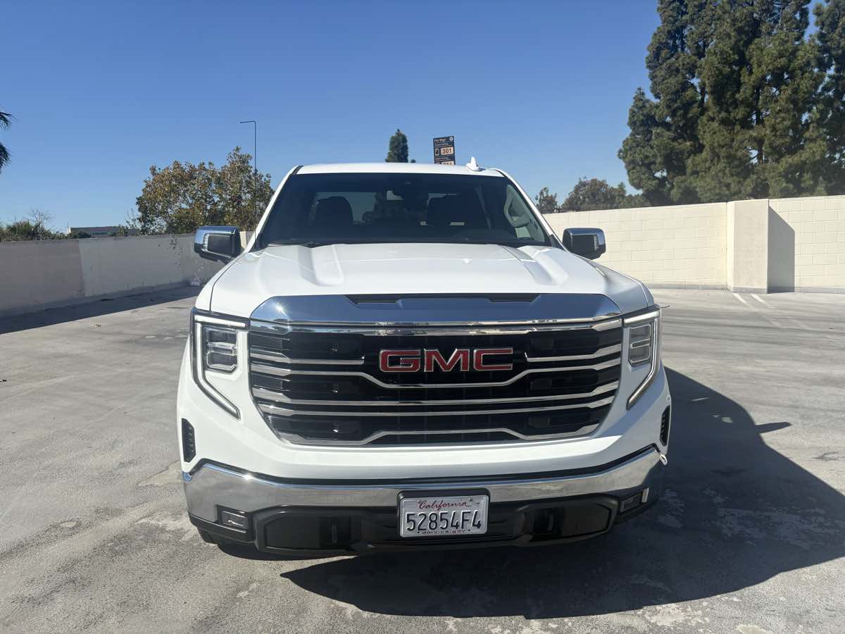 Used 2025 GMC Sierra 1500 SLT AWD/4WD image 31