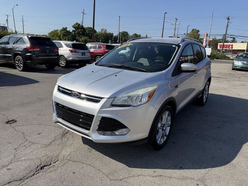 Used 2015 Ford Escape Titanium FWD image 7