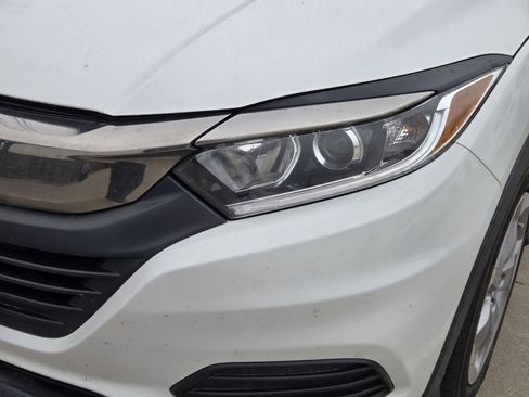 Used 2021 Honda HR-V LX image 9