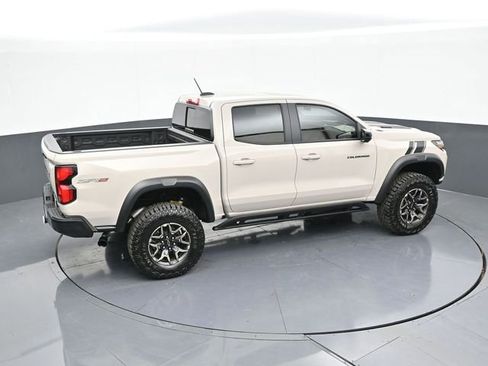 New 2026 Chevrolet Colorado ZR2 w/ Technology Package AWD/4WD image 61
