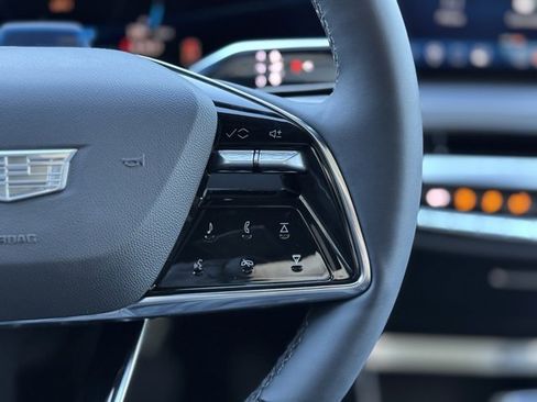 New 2026 Cadillac Lyriq Premium Luxury image 25