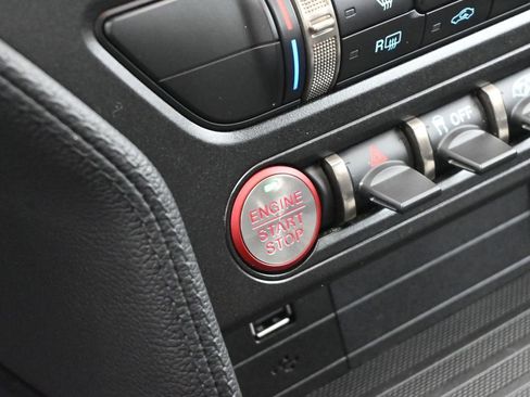 Certified 2021 Ford Mustang Shelby GT500 w/ Technology Package image 13