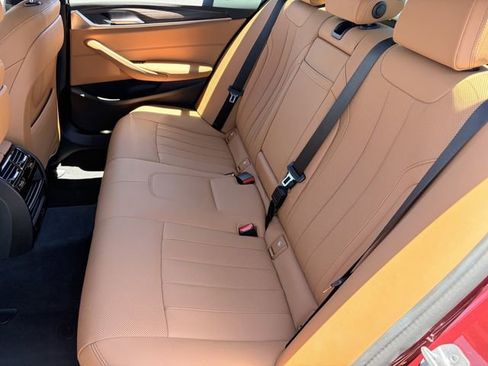 Certified 2023 BMW 530i RWD image 19