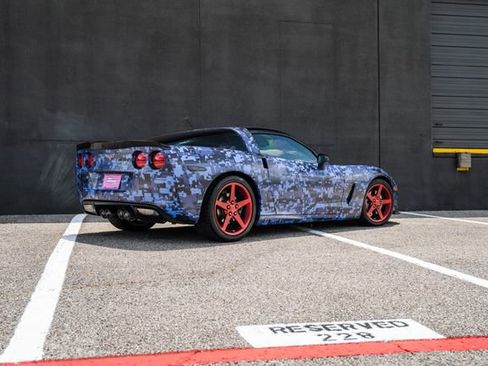 Used 2006 Chevrolet Corvette Coupe w/ Preferred Equipment Group image 45