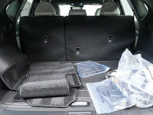 New 2026 Hyundai Tucson Limited image 36