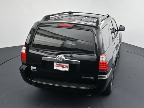 Used 2008 Toyota 4Runner SR5 AWD/4WD image 27