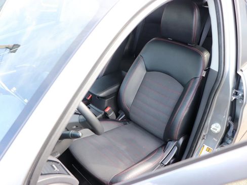 Used 2025 Mitsubishi Outlander Sport SE image 11