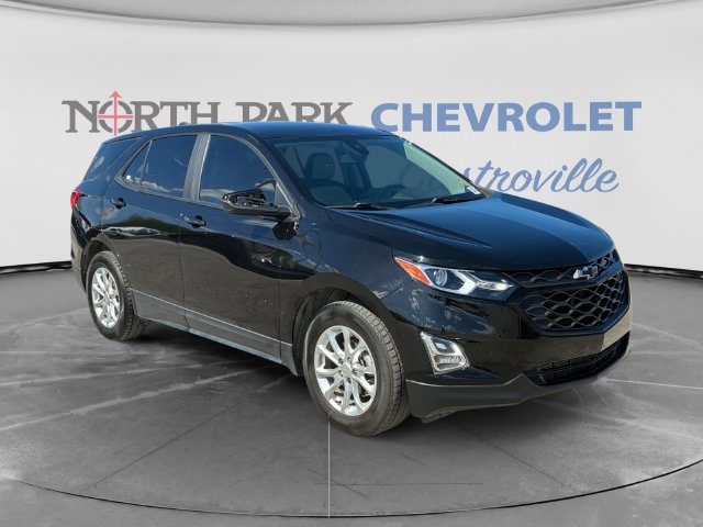 Certified 2021 Chevrolet Equinox LS w/ LPO, Blackout Package FWD image 1