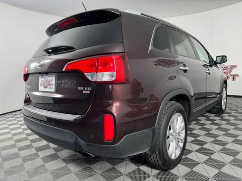 Used 2014 Kia Sorento EX AWD/4WD image 26