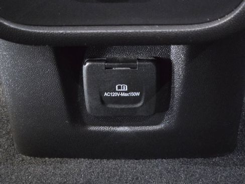 Certified 2022 Chevrolet Equinox RS w/ Infotainment Package FWD image 19