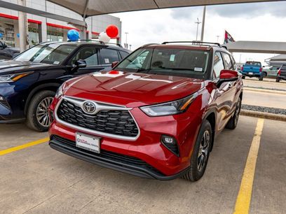 New 2026 Toyota Highlander XLE