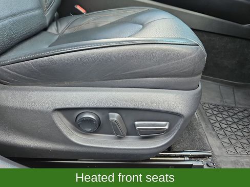 Used 2021 Toyota Avalon Limited image 27