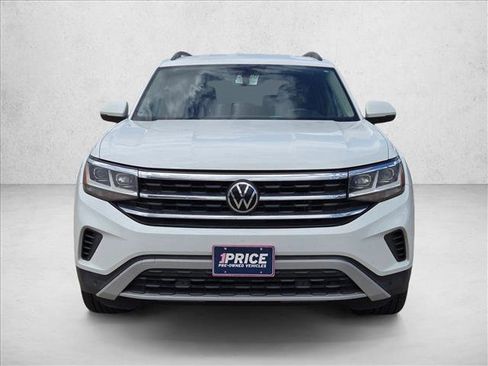 Used 2022 Volkswagen Atlas SE image 2