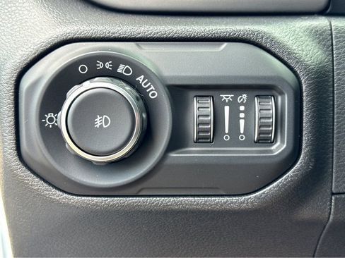 Certified 2021 Jeep Wrangler Unlimited Sport image 15