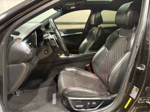 Used 2019 Genesis G70 3.3T Advanced w/ Sport Package image 15