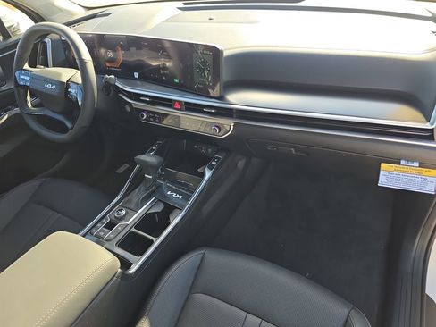 New 2026 Kia Sorento S AWD/4WD image 11