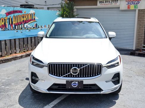 Used 2023 Volvo XC60 B6 Ultimate w/ Protection Package Premier AWD/4WD image 2