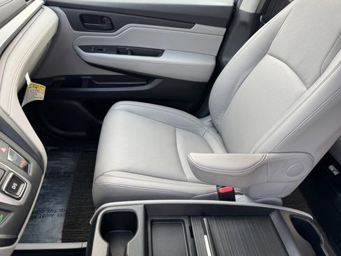 Used 2022 Honda Odyssey EX-L image 15