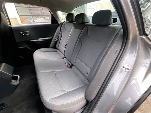 Certified 2025 Kia K4 FWD image 20