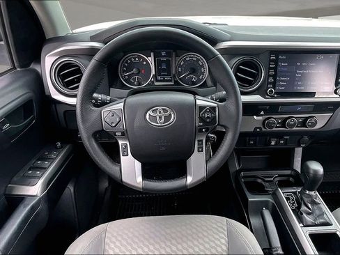 Used 2021 Toyota Tacoma SR5 image 9