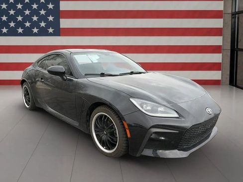 Used 2022 Toyota GR86 Premium image 7