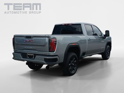 Used 2025 GMC Sierra 2500 AT4 AWD/4WD image 7