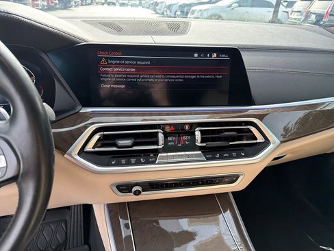 Used 2021 BMW X5 sDrive40i w/ Premium Package RWD image 28