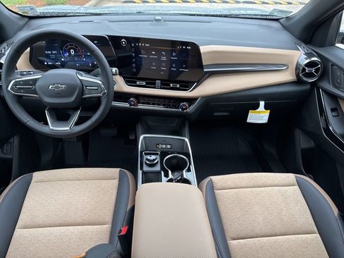 New 2026 Chevrolet Equinox ACTIV AWD/4WD image 14
