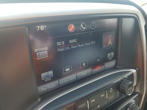 Used 2015 GMC Sierra 1500 SLT w/ SLT Crew Cab Value Package AWD/4WD image 21