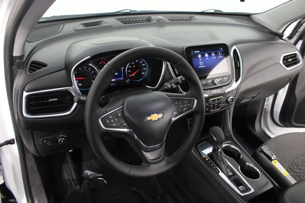 Used 2024 Chevrolet Equinox LT FWD image 9