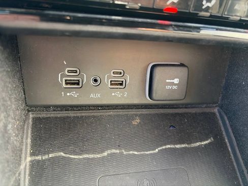 Used 2021 Jeep Grand Cherokee L Laredo AWD/4WD image 19