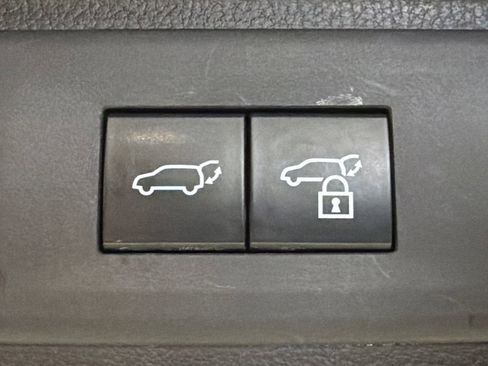 Used 2024 Toyota Grand Highlander AWD image 20