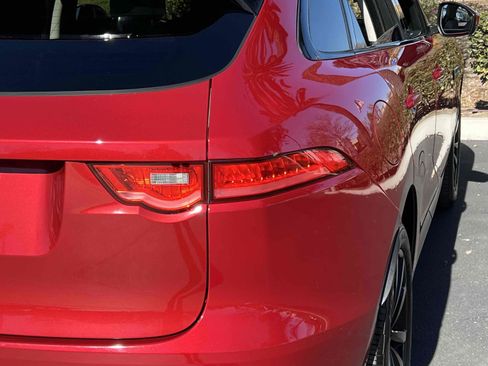 Used 2019 Jaguar F-PACE Prestige image 59