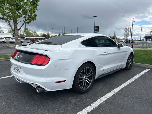 Used 2017 Ford Mustang GT image 6