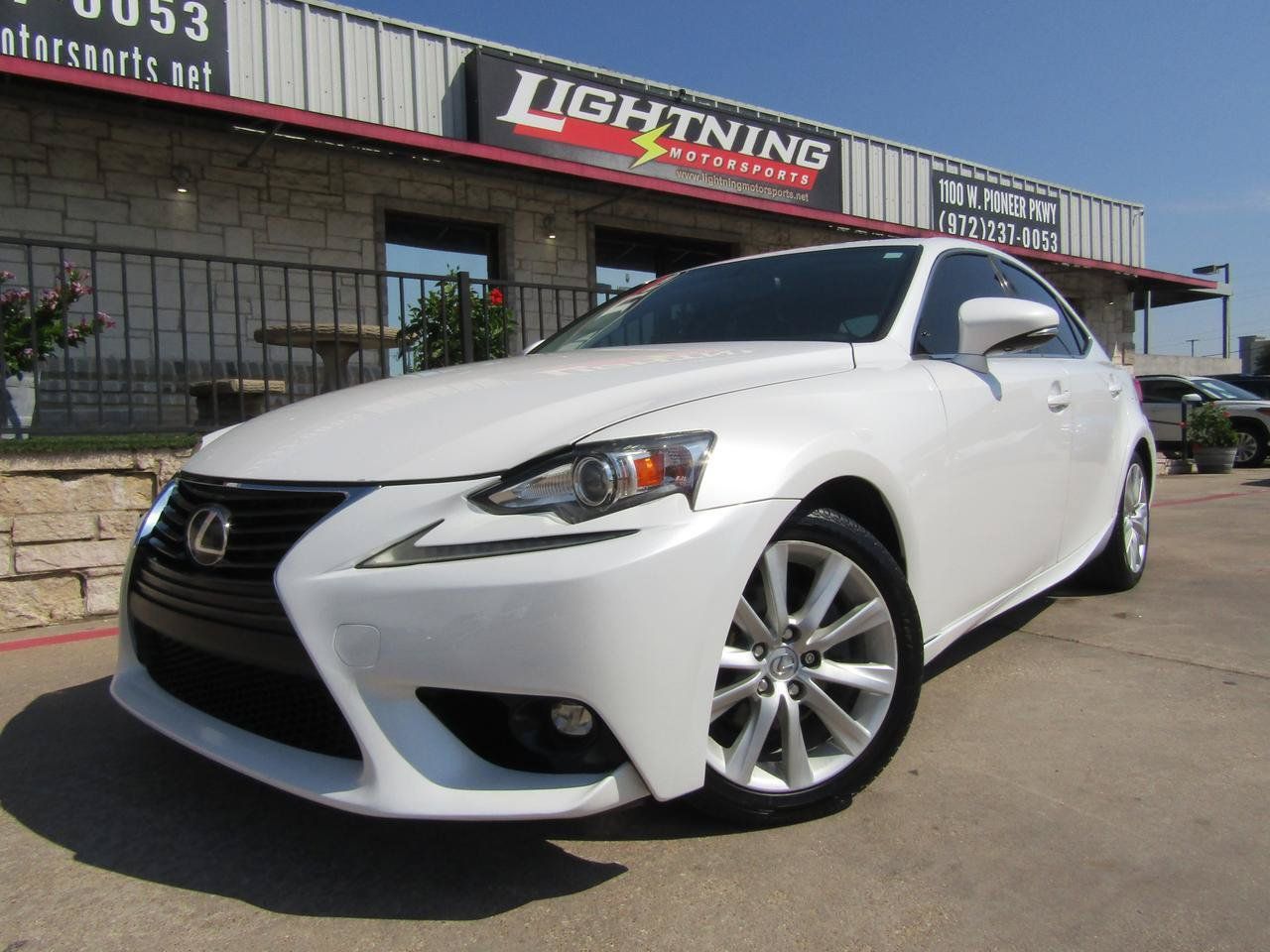 Used 2015 Lexus IS 250 RWD image 1
