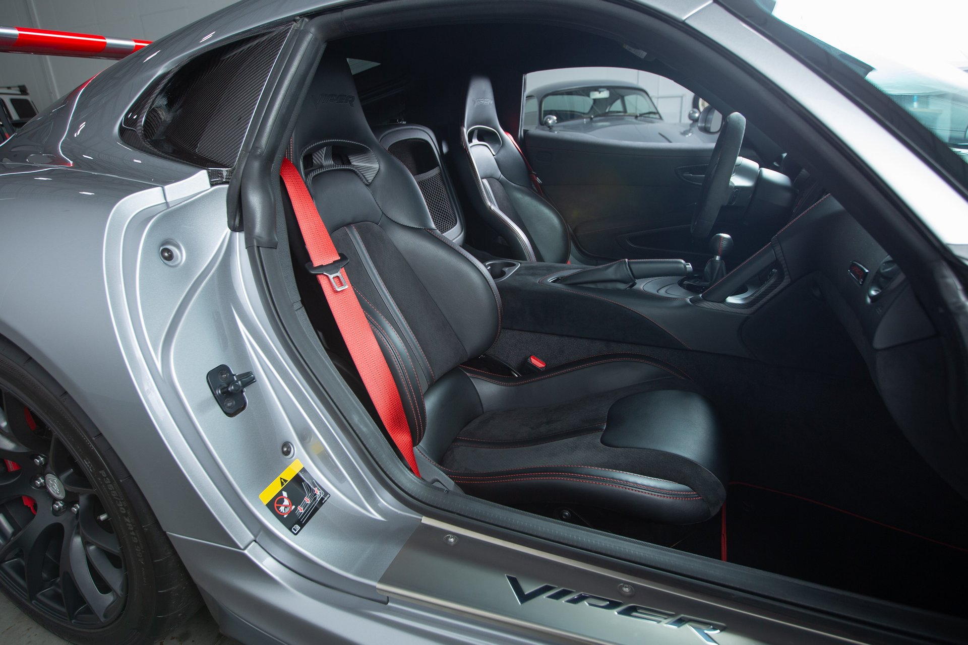 Used 2017 Dodge Viper ACR w/ Extreme Aero Package RWD image 24