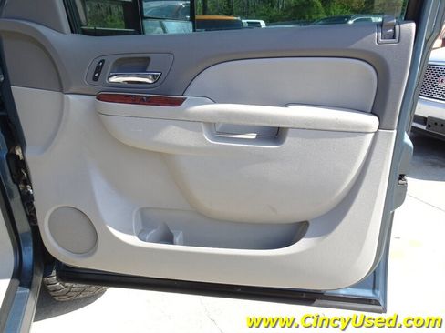 Used 2011 Chevrolet Silverado 2500 LTZ w/ LTZ Plus Package AWD/4WD image 20