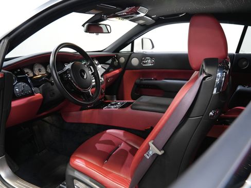 Used 2016 Rolls-Royce Wraith COUPE 2D image 32