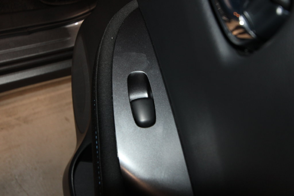 Used 2025 Nissan Leaf S FWD image 24