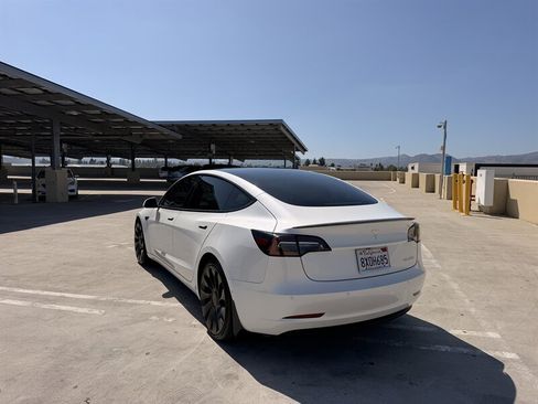 Used 2021 Tesla Model 3 Performance AWD/4WD image 5
