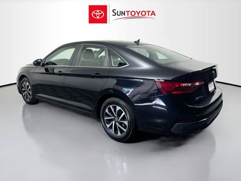 Used 2024 Volkswagen Jetta S image 6