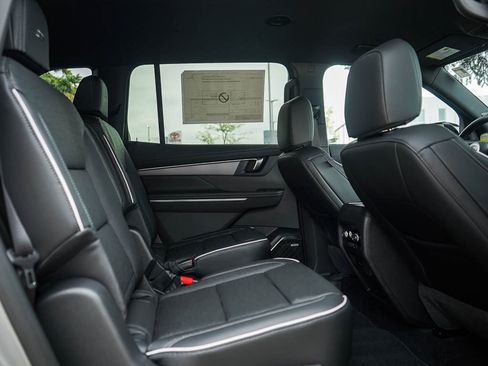 New 2026 Buick Enclave Sport Touring w/ Power Package image 13