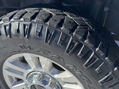 Used 2019 Ford F350 XLT w/ FX4 Off-Road Package AWD/4WD image 34