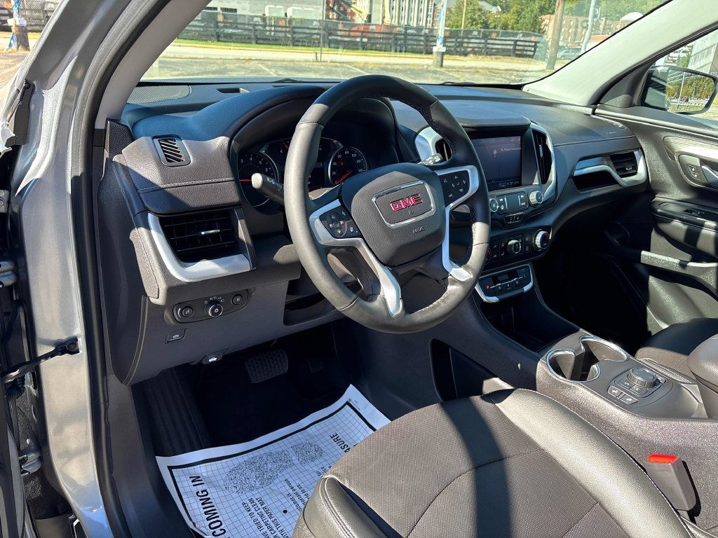 Used 2023 GMC Terrain SLT w/ Elevation Edition AWD/4WD image 11