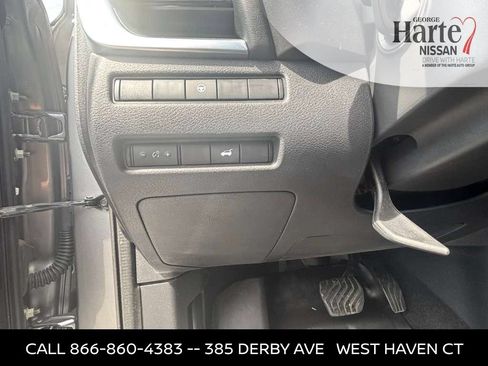 Used 2021 Nissan Rogue SV w/ Premium Package AWD/4WD image 15