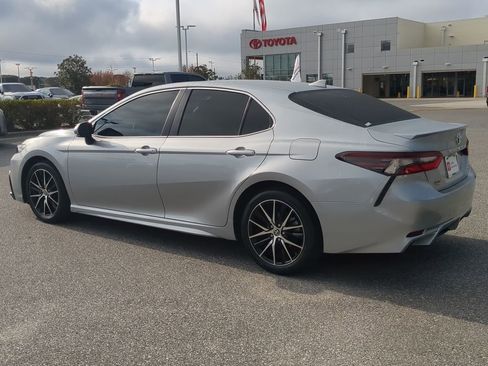 Used 2023 Toyota Camry SE image 15
