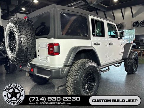 Used 2024 Jeep Wrangler Unlimited Rubicon w/ Convenience Group AWD/4WD image 13