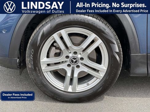 Used 2021 Mercedes-Benz GLB 250 4MATIC image 8