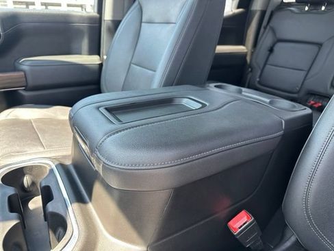 Used 2022 GMC Sierra 1500 SLT w/ SLT Premium Plus Package AWD/4WD image 26